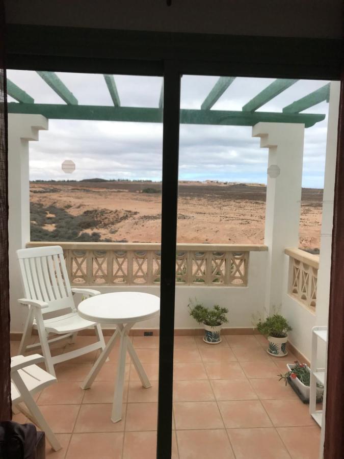 Luxury 1 Bed Apartment-Sleeps4-La Gaudia Complex-Caleta Fuste- Fuerteventura カレタ・デ・フステ エクステリア 写真